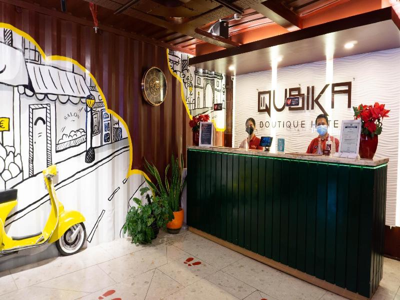 Qubika Boutique Hotel - Lobi