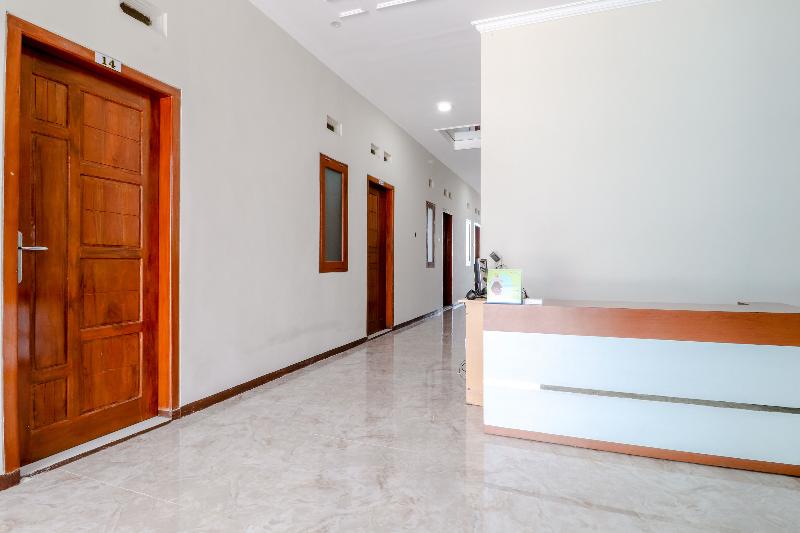 Guesthouse Nusa Indah Syariah 2 by ZUZU - Lobi