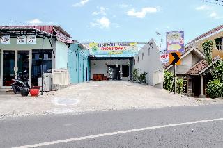 Guesthouse Nusa Indah Syariah 2 by ZUZU otel fotoğrafı