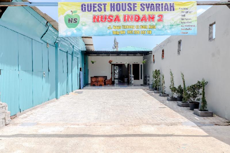 Guesthouse Nusa Indah Syariah 2 by ZUZU - Genel