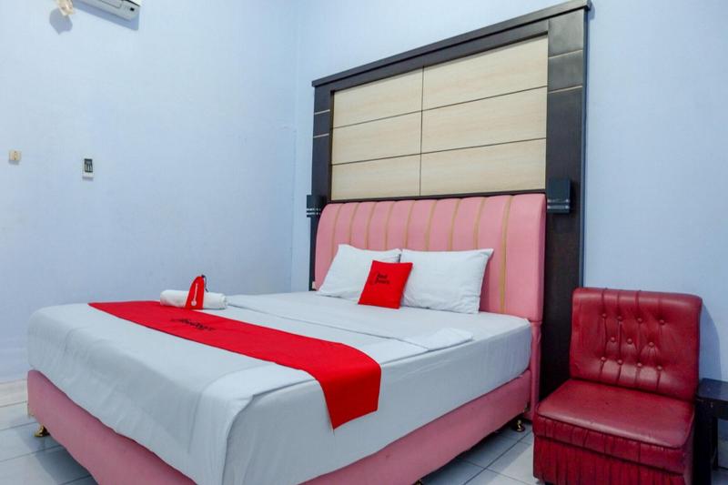 Formerly RedDoorz Syariah Stasiun Pekalongan 2 - Oda