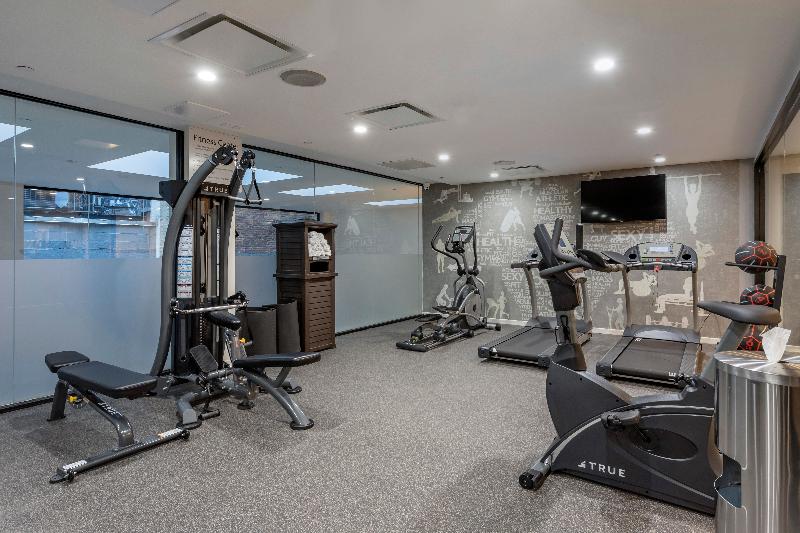 Best Western Plus Soho Hotel - Aktivite