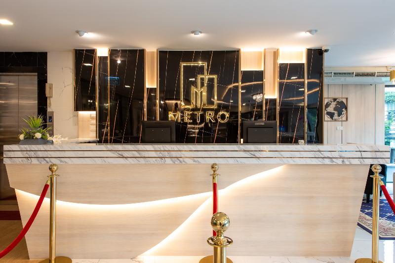 Metro Hotel Ratchada 36 by ZUZU - Lobi