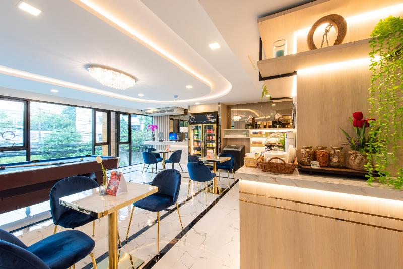 Metro Hotel Ratchada 36 by ZUZU - Lobi