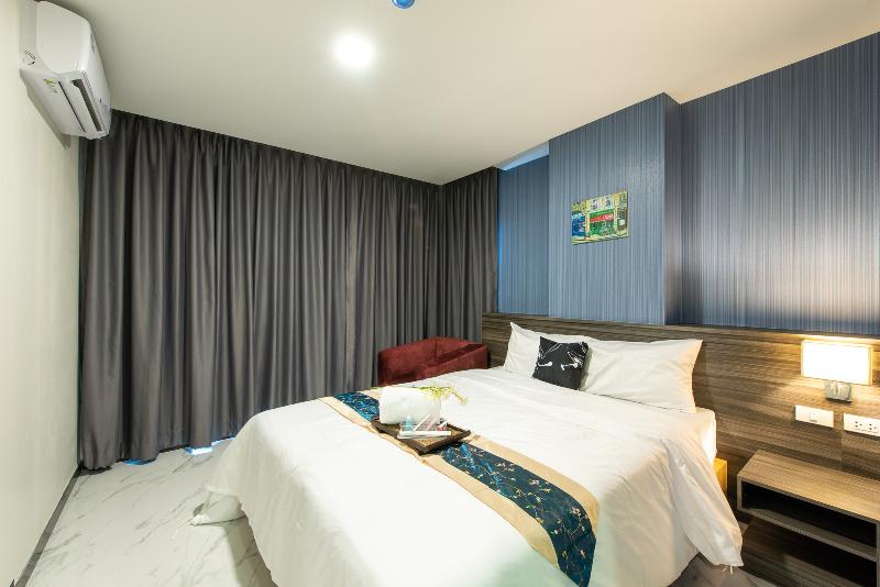 Metro Hotel Ratchada 36 by ZUZU - Oda
