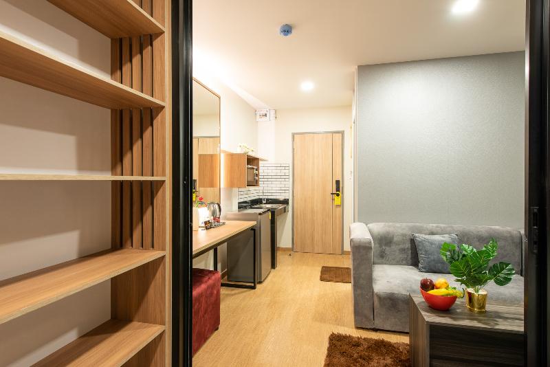 Metro Hotel Ratchada 36 by ZUZU - Oda