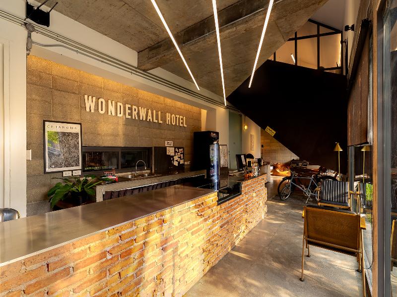 Wonderwall Hotel by ZUZU - Lobi