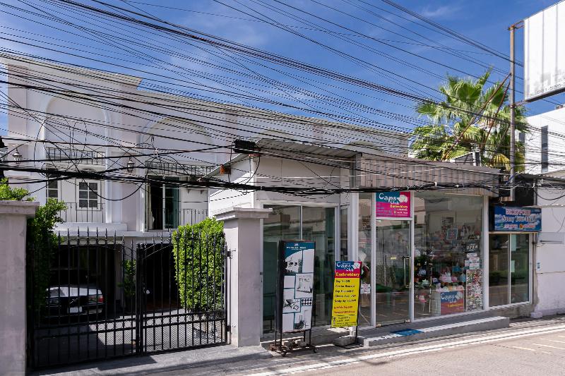 Wong Amat House by ZUZU - Genel