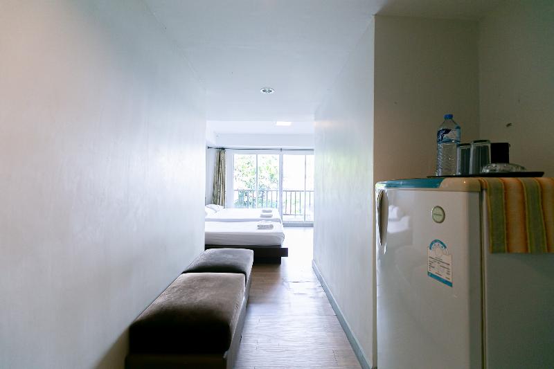 Wong Amat House by ZUZU - Oda