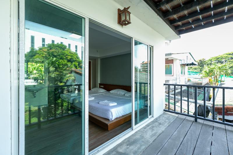 Wong Amat House by ZUZU - Oda