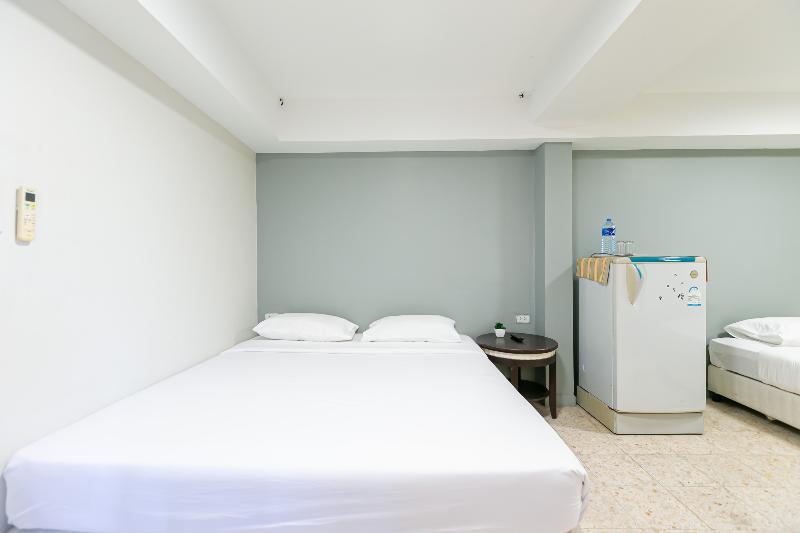 Wong Amat House by ZUZU - Oda
