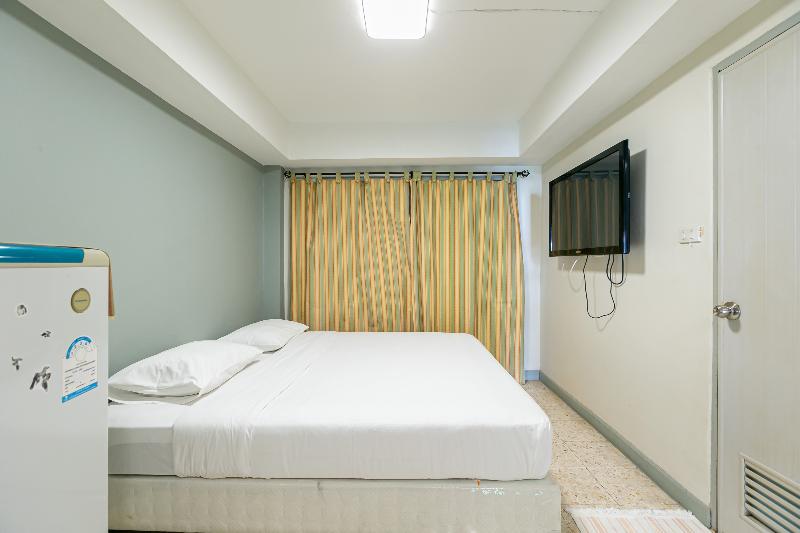 Wong Amat House by ZUZU - Oda