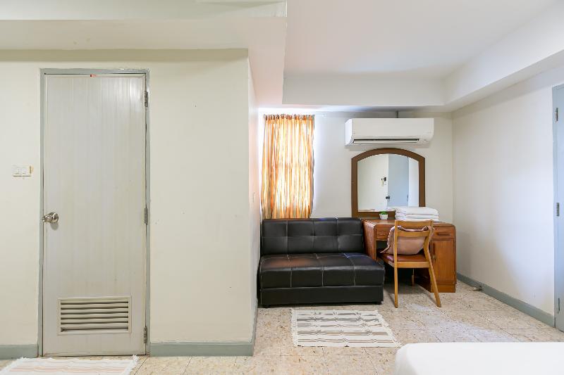 Wong Amat House by ZUZU - Oda