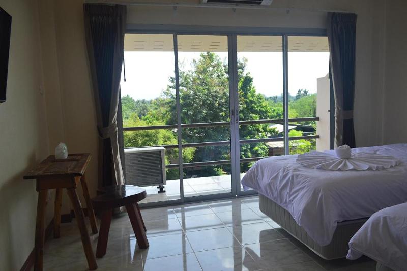 Be Fine Sabuy Hotel and Resort by ZUZU - Genel