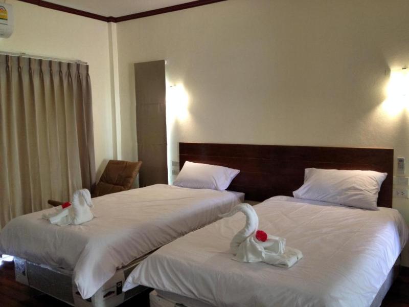 Be Fine Sabuy Hotel and Resort by ZUZU - Oda