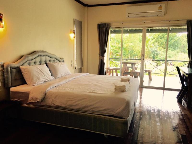 Be Fine Sabuy Hotel and Resort by ZUZU - Oda