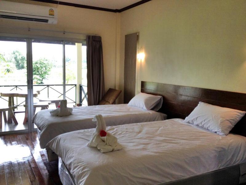 Be Fine Sabuy Hotel and Resort by ZUZU - Oda