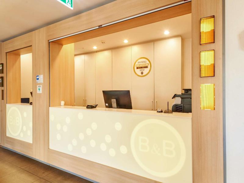 B&B Hotel Aschaffenburg - Lobi