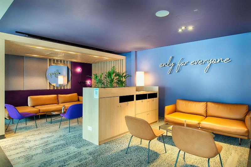 B&B Hotel Augsburg-West - Lobi
