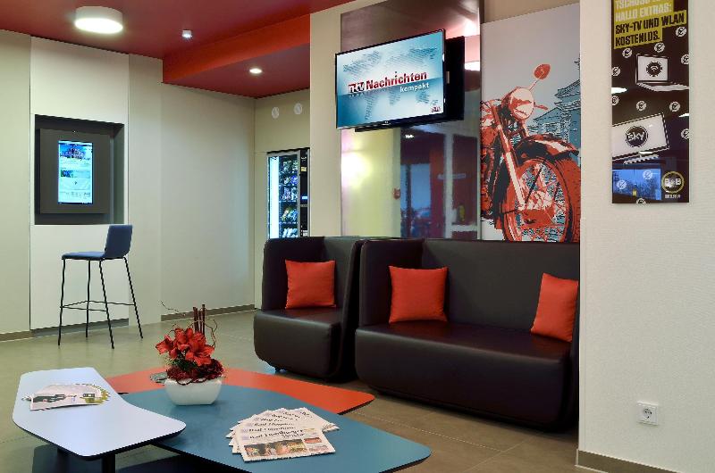 B&B Hotel Bad Homburg - Lobi
