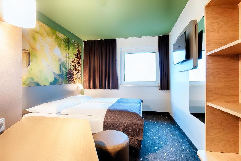 B&B Hotel Baden-Airpark - Oda