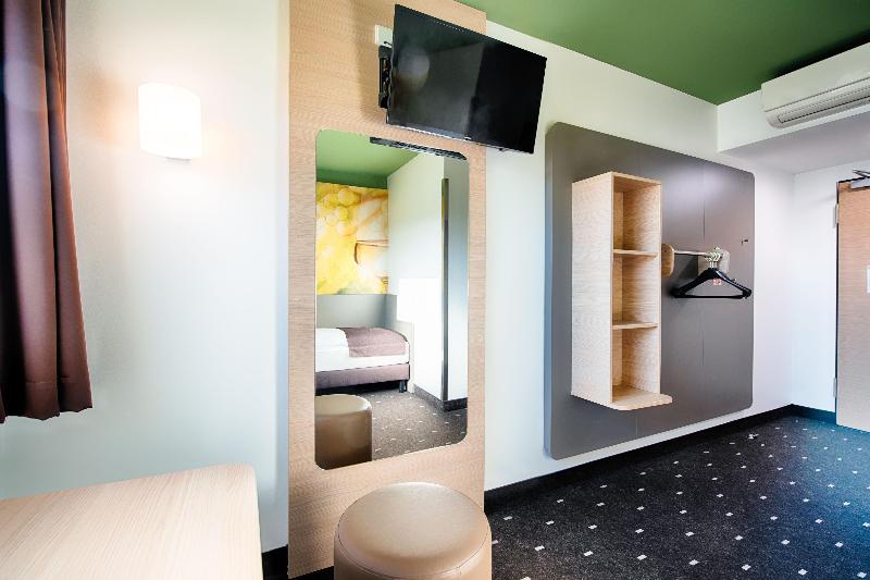 B&B Hotel Baden-Airpark - Oda
