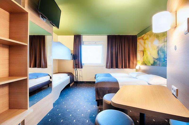 B&B Hotel Baden-Airpark - Oda