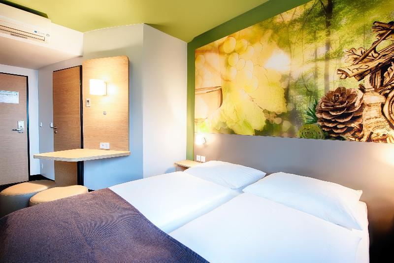 B&B Hotel Baden-Airpark - Oda