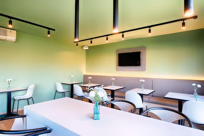 B&B Hotel Baden-Airpark - Restoran