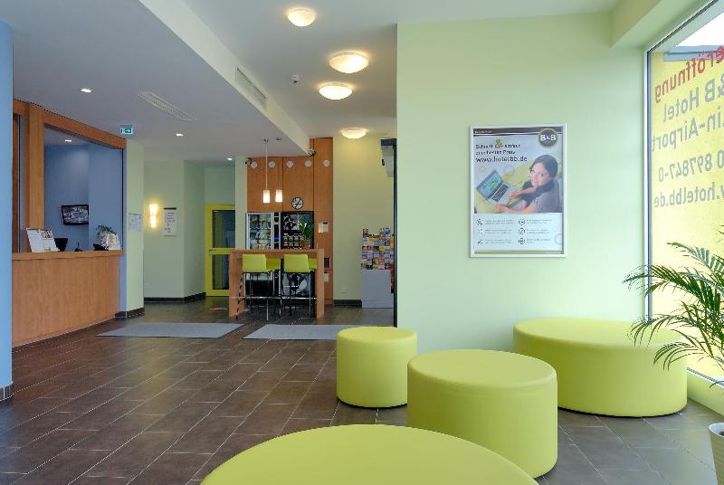 B&B Hotel Berlin-Airport - Lobi