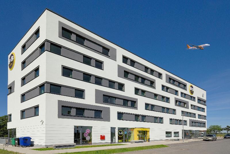 B&B Hotel Berlin-Airport - Genel
