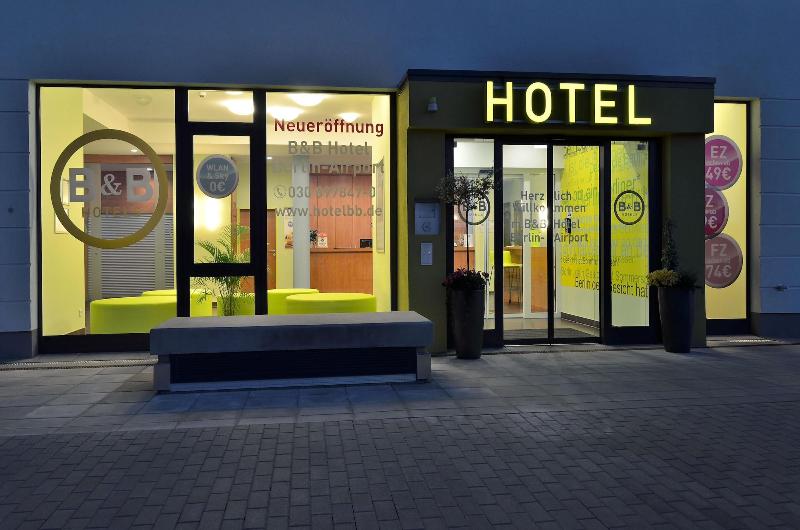 B&B Hotel Berlin-Airport - Genel