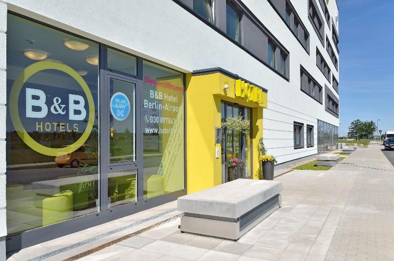 B&B Hotel Berlin-Airport - Genel