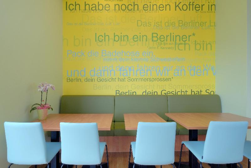 B&B Hotel Berlin-Airport - Oda