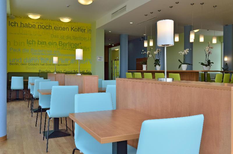B&B Hotel Berlin-Airport - Oda