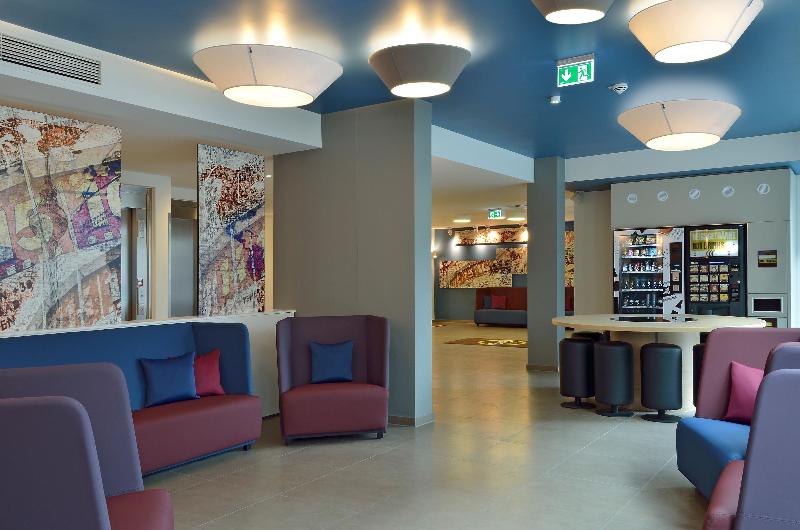 B&B Hotel Berlin-Alexanderplatz - Lobi