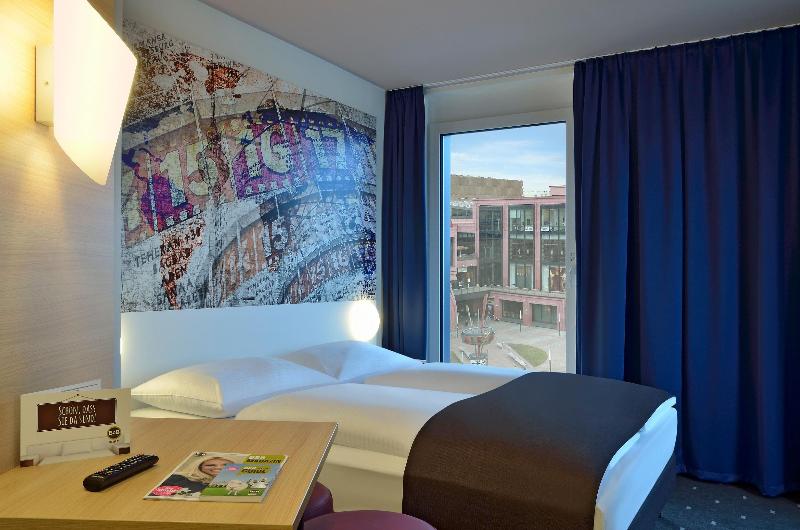 B&B Hotel Berlin-Alexanderplatz - Oda