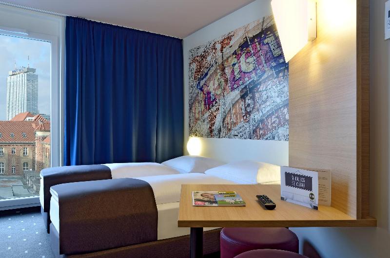 B&B Hotel Berlin-Alexanderplatz - Oda