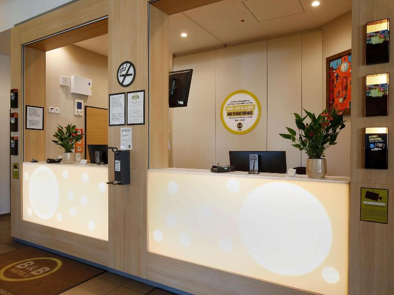 B&B Hotel Berlin-Charlottenburg - Lobi