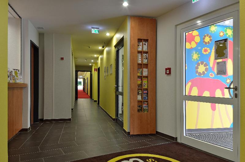B&B Hotel Bielefeld-City - Lobi