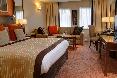 Best Western Plus Milford Hotel oda fotoğrafı