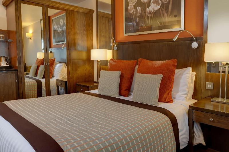 Best Western Plus Milford Hotel - Oda