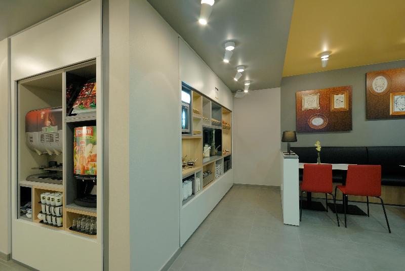 B&B Hotel Bonn - Lobi