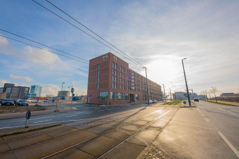 B&B Hotel Bremen-Überseestadt - Genel