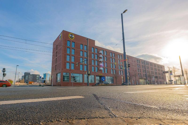 B&B Hotel Bremen-Überseestadt - Genel
