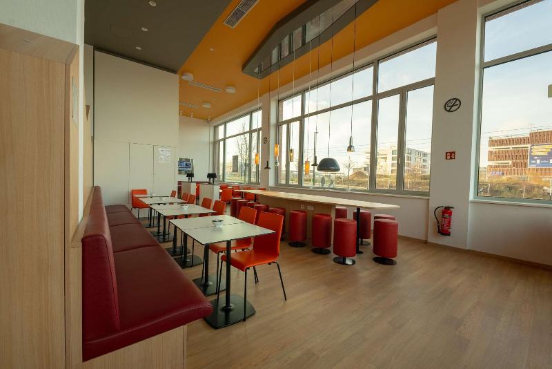 B&B Hotel Bremen-Überseestadt - Restoran