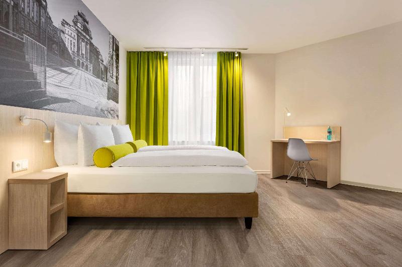Super 8 by Wyndham Chemnitz - Oda