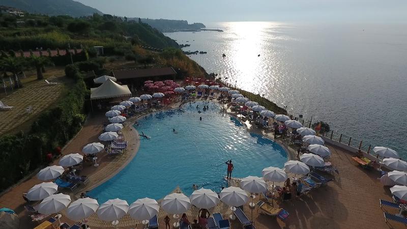 Villaggio Residence Poggio Di Tropea - Havuz