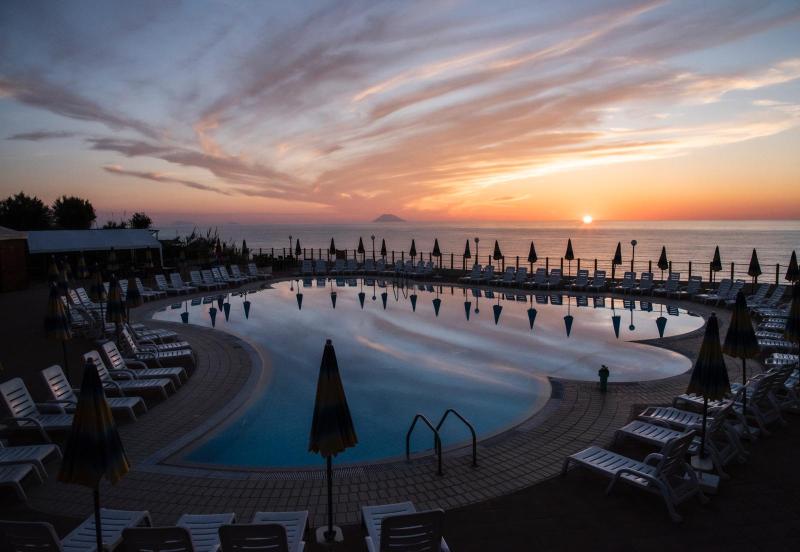 Villaggio Residence Poggio Di Tropea - Havuz