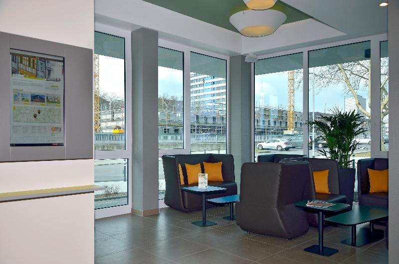 B&B Hotel Duisburg - Lobi